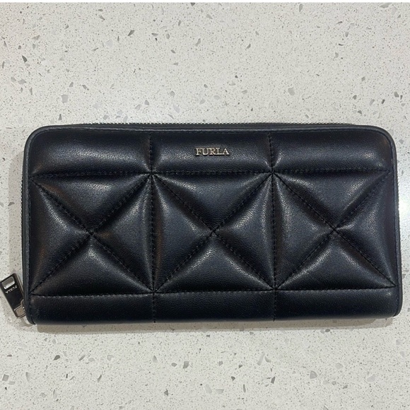 FURLA Black Quilted Leather Zip Around Wallet Bag - Picture 1 of 8
